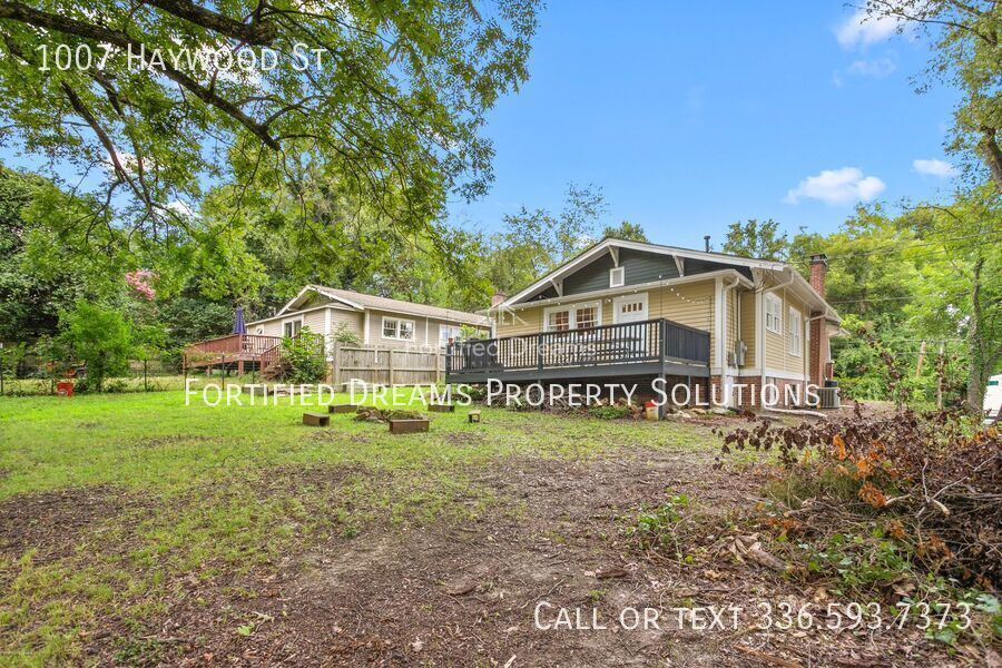 Charming Furnished Craftsman Bungalow, Rocking-Chair Porch, Near Downtown Greensboro & UNCG property image