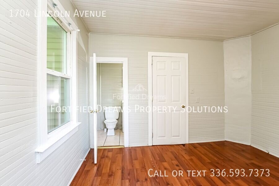 1704 Lincoln Ave | 2 Bed • 1 Bath | A House, A Yard, A Place of Your Own property image