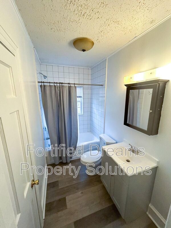 Historic Charm Meets Modern Comfort: Fully Furnished Mid-Term Rental in Siler City! property image