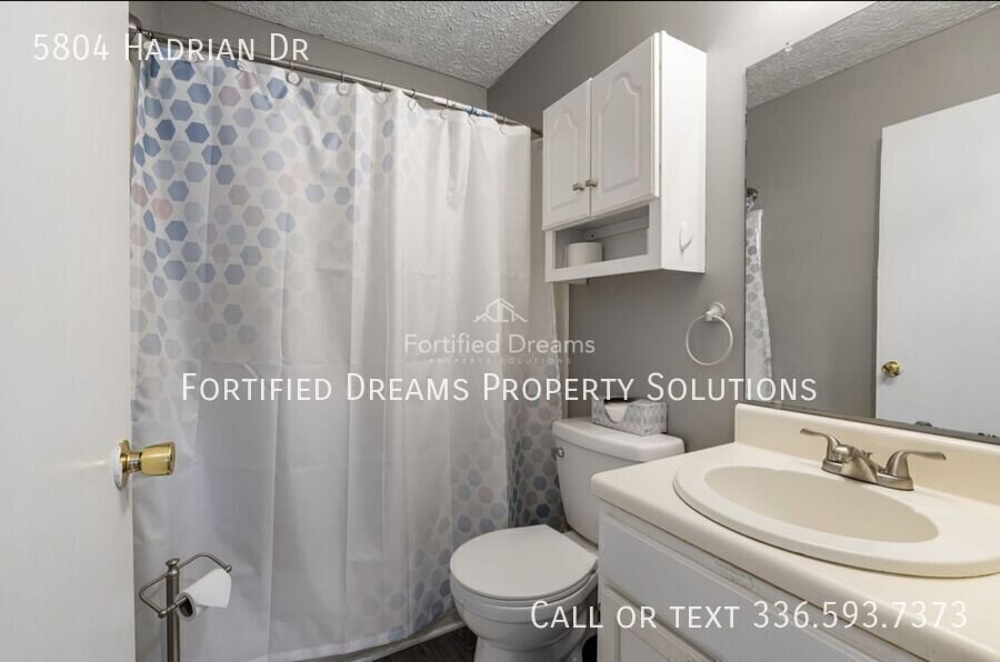 Spacious 5-Bedroom Rental on a Quiet fenced yard – 5804 Hadrian Drive, Durham, NC property image
