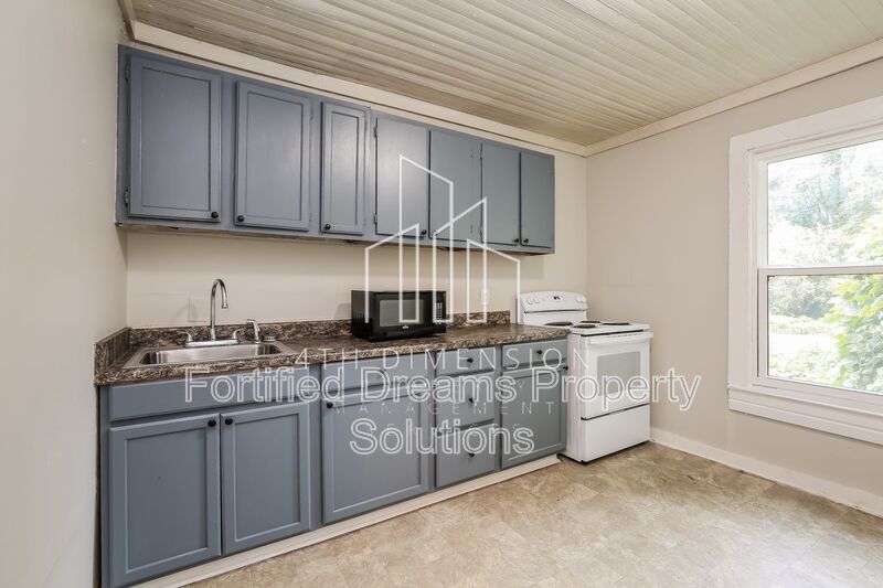 Rent by the Room for Rent in Winston Salem property image