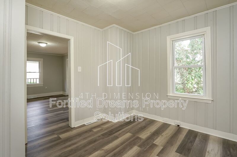 The Perfect Place to Call Home: 3 Beds, 1 Bath property image