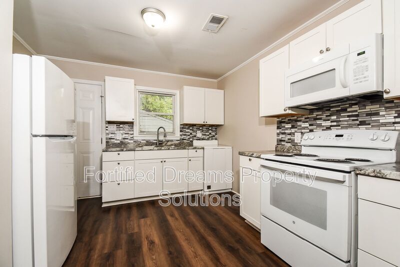 Cozy & Charming 3-Bedroom Home! property image