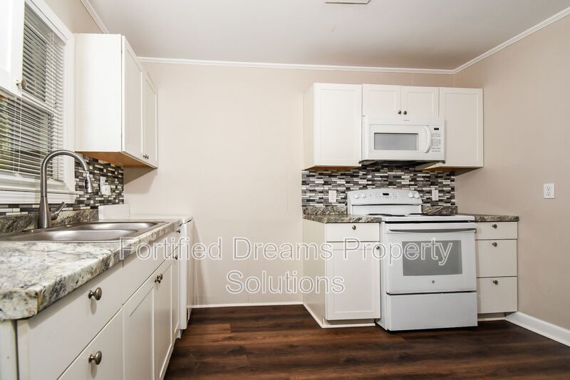 Cozy & Charming 3-Bedroom Home! property image