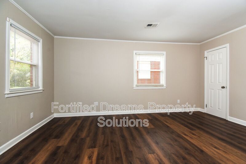 Cozy & Charming 3-Bedroom Home! property image