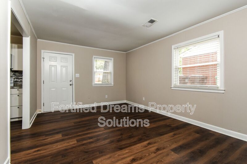 Cozy & Charming 3-Bedroom Home! property image