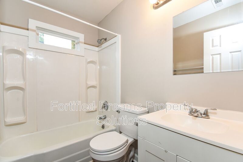 Cozy & Charming 3-Bedroom Home! property image