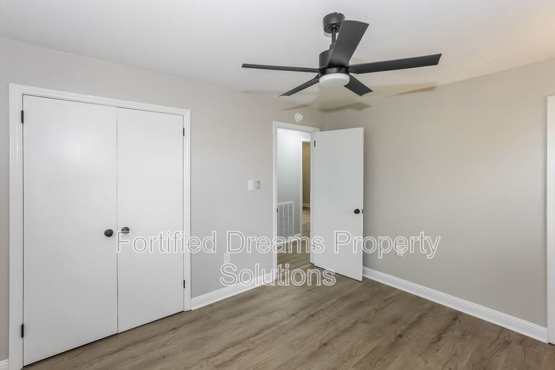 Cute 4 Bedroom Ranch on a Quiet Cul De Sac!!! property image