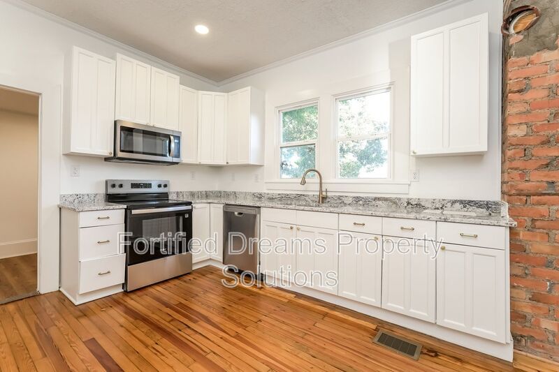 Newly renovated 4 bedroom, 2 bath home with Historic Charm in Winston Salem property image