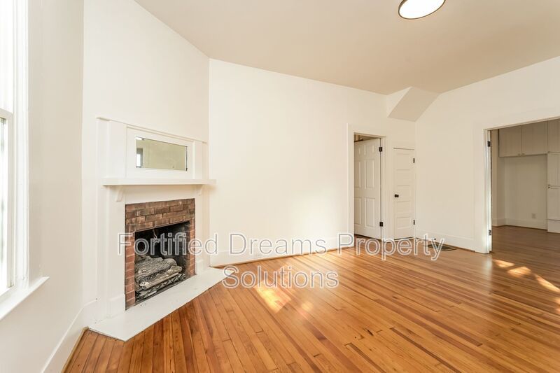 Newly renovated 4 bedroom, 2 bath home with Historic Charm in Winston Salem property image