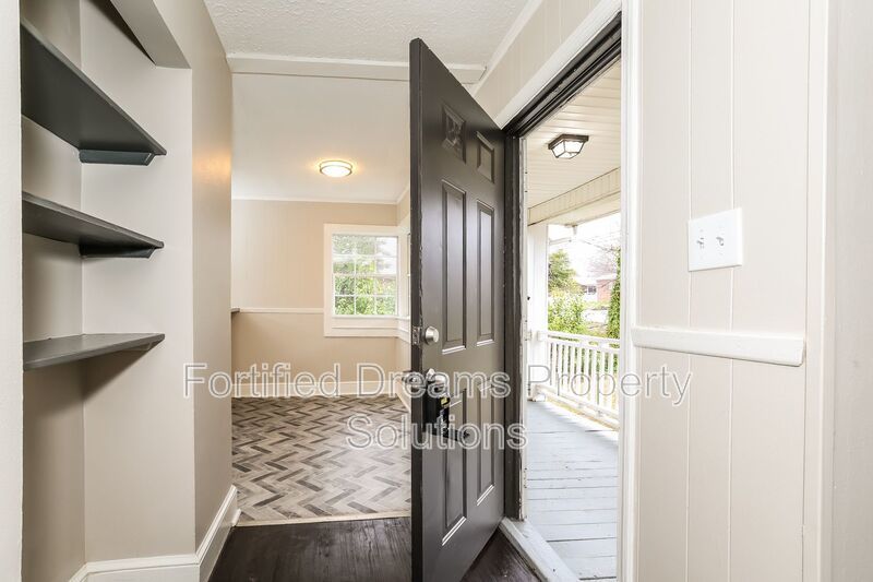 Inviting 3 Bed 1 Bath Home in Winston Salem property image