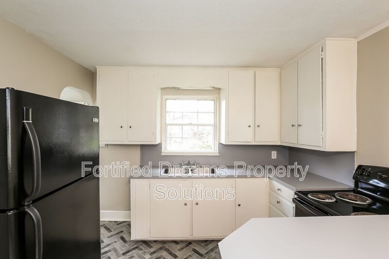 Inviting 3 Bed 1 Bath Home in Winston Salem property image
