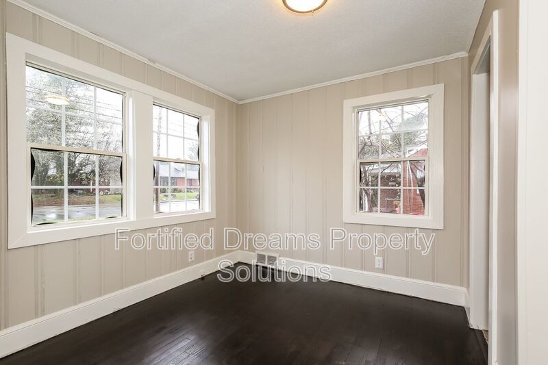 Inviting 3 Bed 1 Bath Home in Winston Salem property image