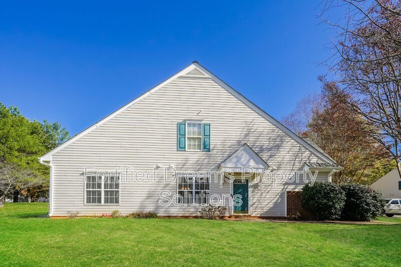 Low-Maintenance Living! End-Unit Townhome with Bonus Room & Pool Access property image