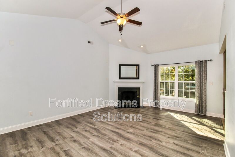 209 Peggys Trace property image