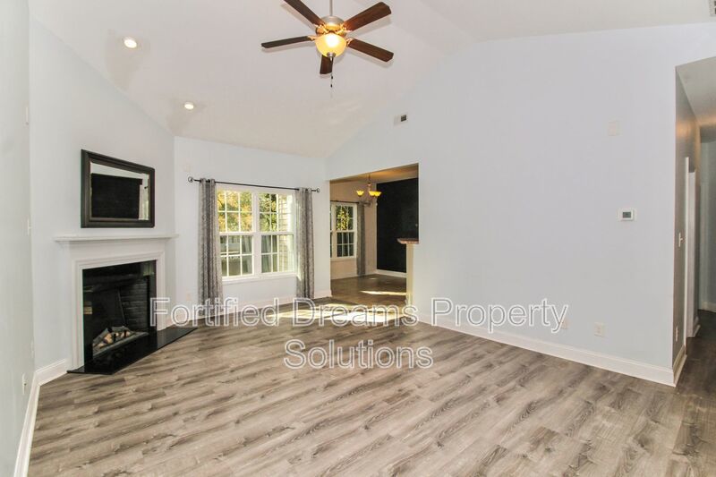 209 Peggys Trace property image