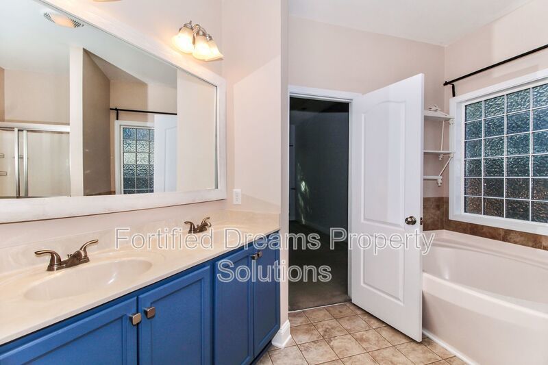 209 Peggys Trace property image