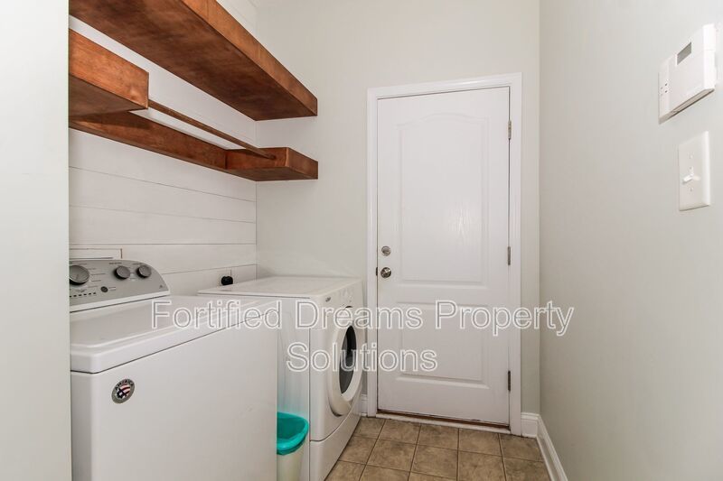 209 Peggys Trace property image