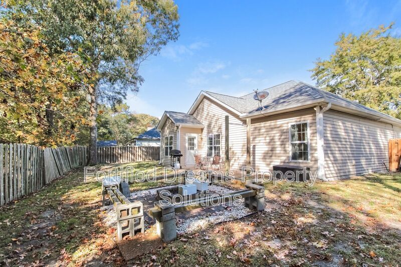 209 Peggys Trace property image