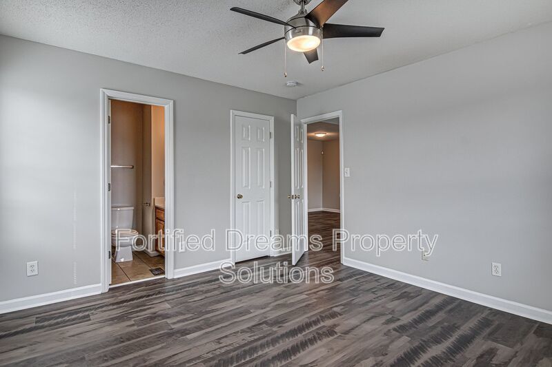 Charming 3BR/2BA Home in Greensboro | Newly Updated, Deck & Vaulted Ceilings property image