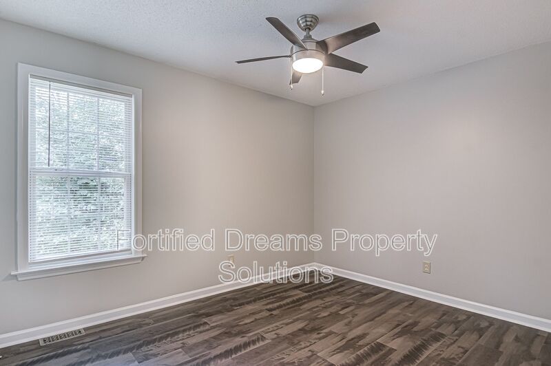 Charming 3BR/2BA Home in Greensboro | Newly Updated, Deck & Vaulted Ceilings property image