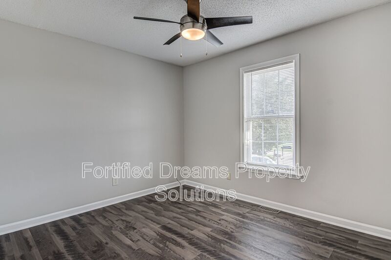 Charming 3BR/2BA Home in Greensboro | Newly Updated, Deck & Vaulted Ceilings property image