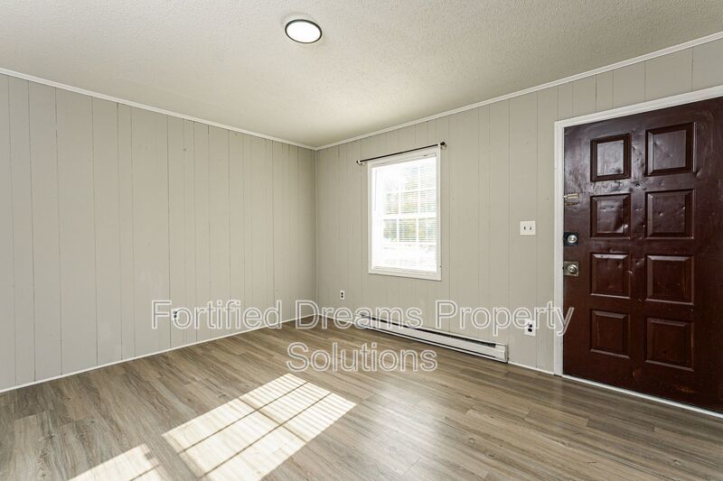 Bradford Court Apartments - 1 Bedroom & 1 Bathroom property image