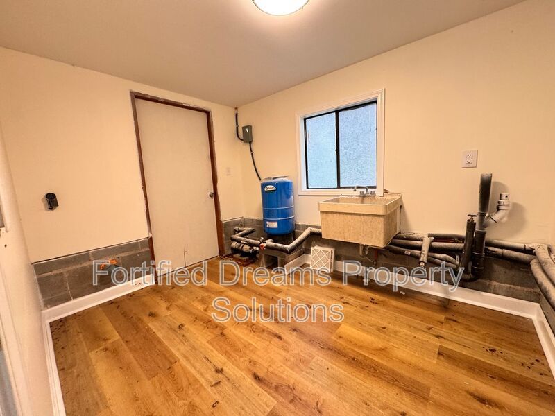 Black Mountain Dream - 3 bedroom & 2 Bathrooms property image