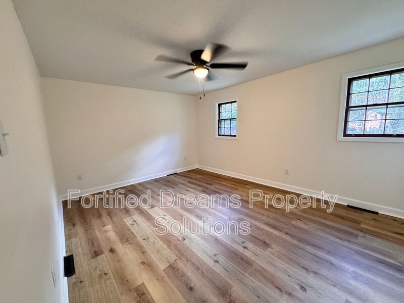 Black Mountain Dream - 3 bedroom & 2 Bathrooms property image