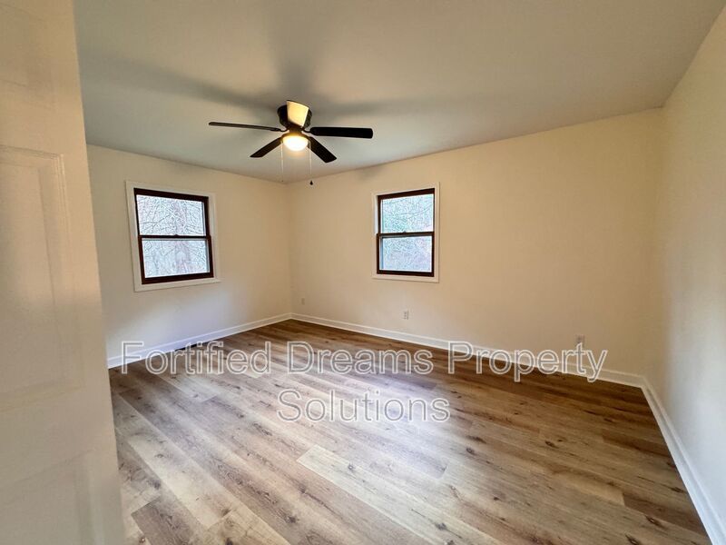 Black Mountain Dream - 3 bedroom & 2 Bathrooms property image