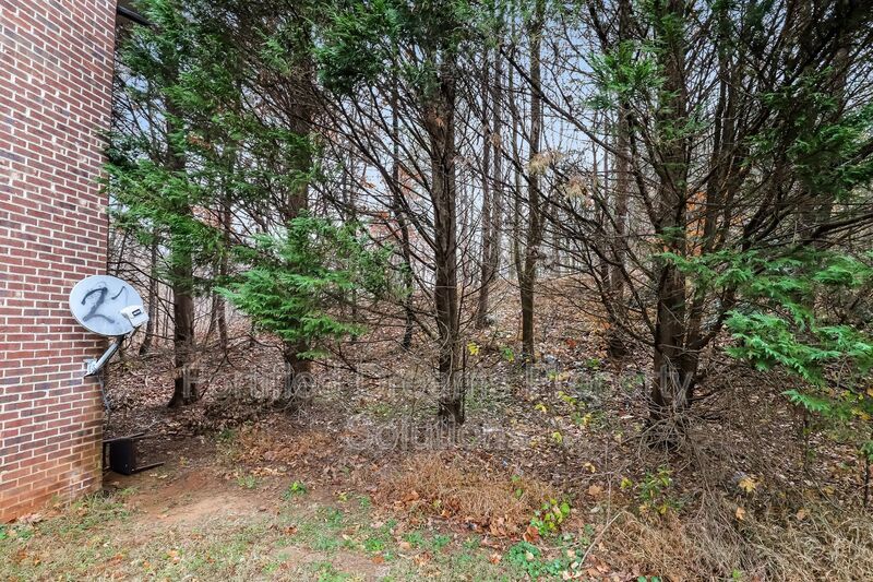 1502 Oakshire Winston Salem Unit D property image