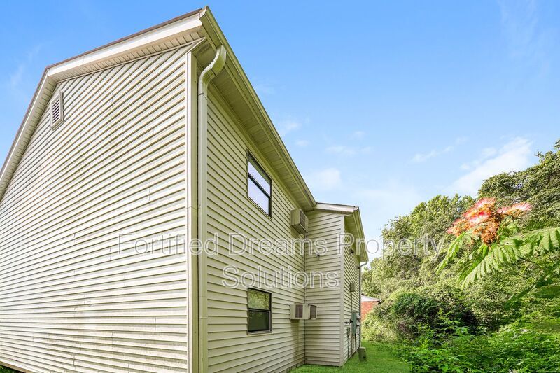 Bradford Court Apartments - 1 Bedroom & 1 Bathroom property image