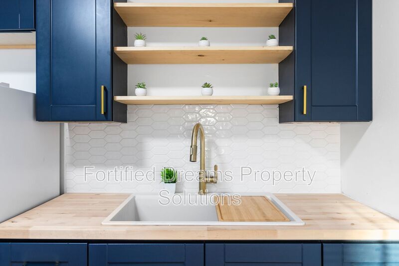 Charming 2-Bedroom Gem in Graham – Cozy 704 Sq Ft Home at 218 Walker Avenue property image