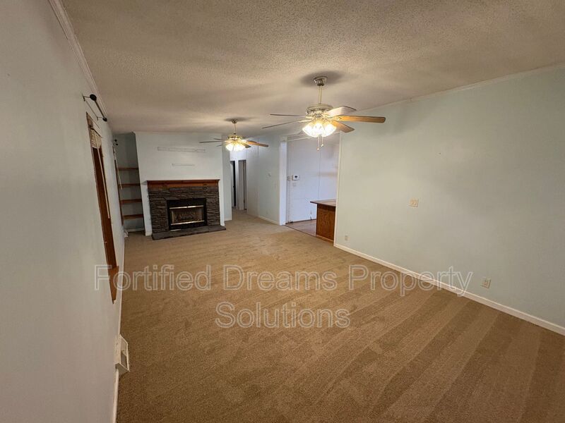 Spacious Rural Hall Residence - 3 Bed | 2 Bath - Newly Updated! property image