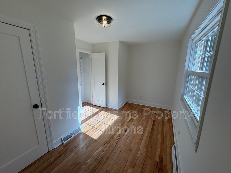 Winston Salem - Solid 3 bedroom & 2 Baths - Newly Updated! property image