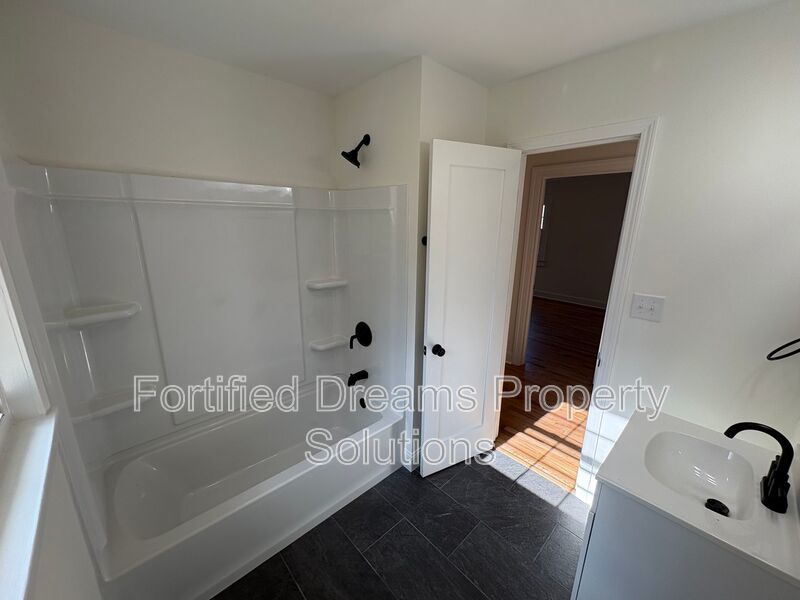 Winston Salem - Solid 3 bedroom & 2 Baths - Newly Updated! property image