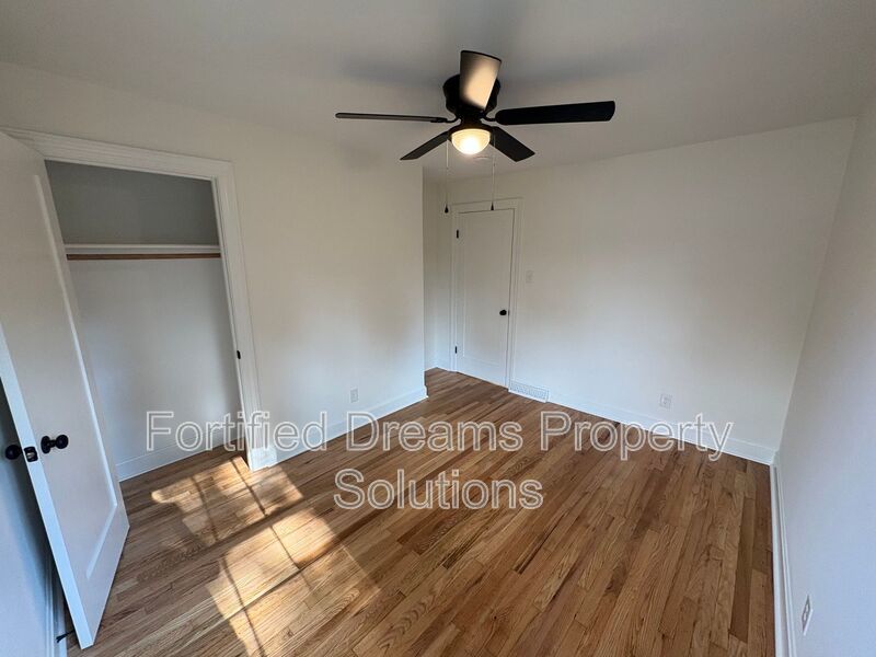 Winston Salem - Solid 3 bedroom & 2 Baths - Newly Updated! property image
