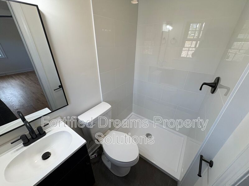 Winston Salem - Solid 3 bedroom & 2 Baths - Newly Updated! property image