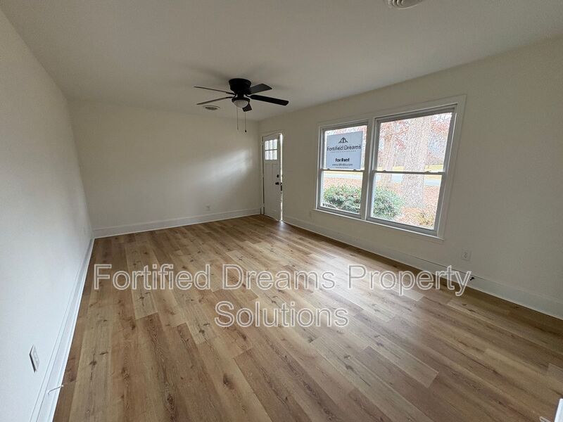 429 Peeden Dr | 3bed 2bath - Newly Updated! property image