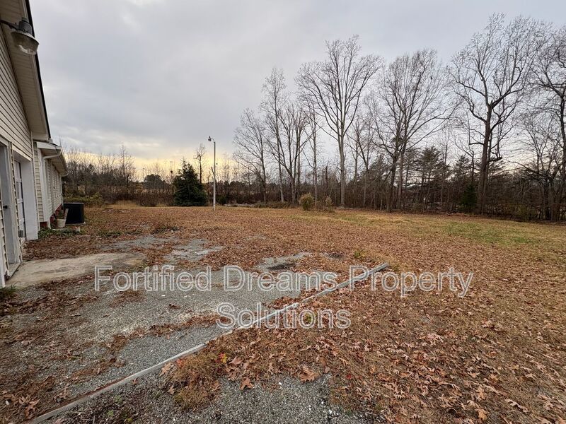 429 Peeden Dr | 3bed 2bath - Newly Updated! property image