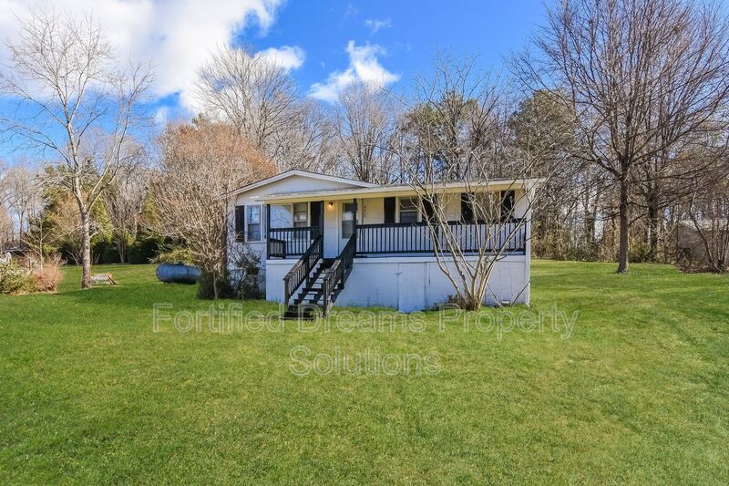 Cute 2 bed 1 bath!! Available NOW!! Accepting Housing Vouchers! property image