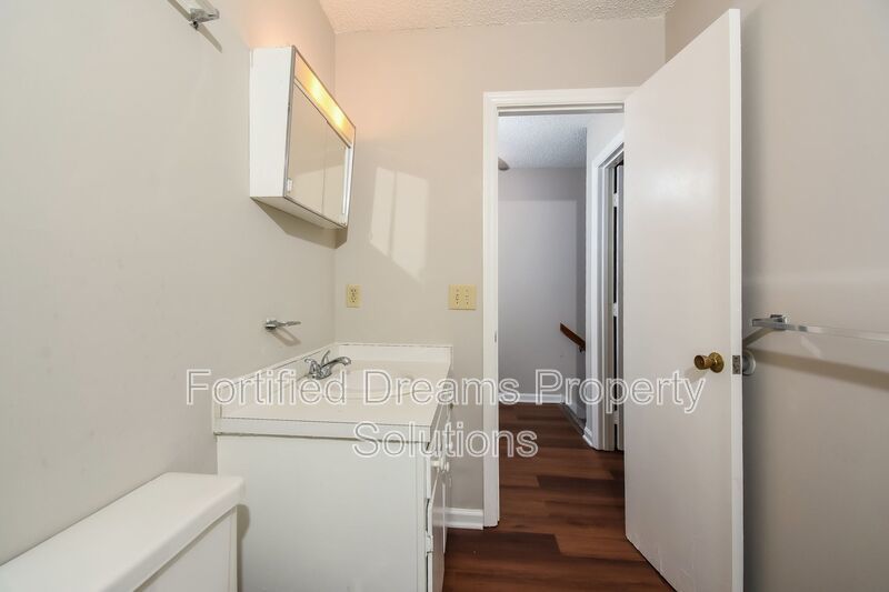 Greensboro | 2 Bedroom Townhome - No Maintenance property image