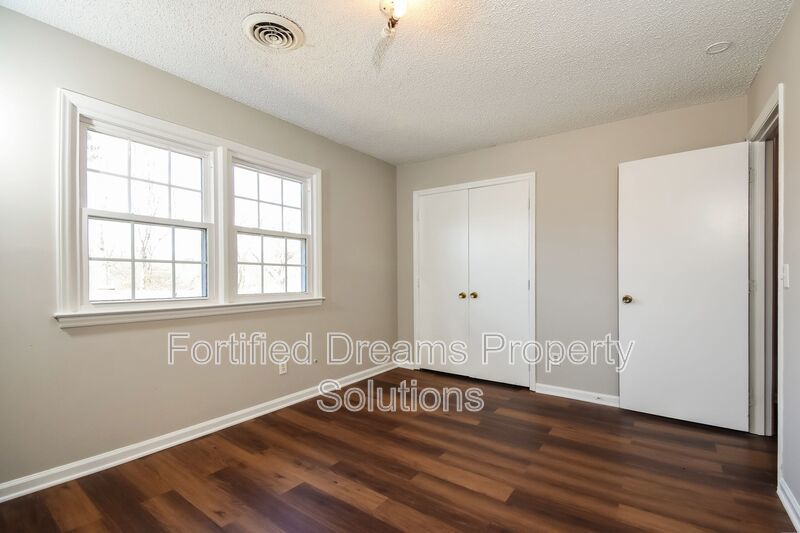 Greensboro | 2 Bedroom Townhome - No Maintenance property image