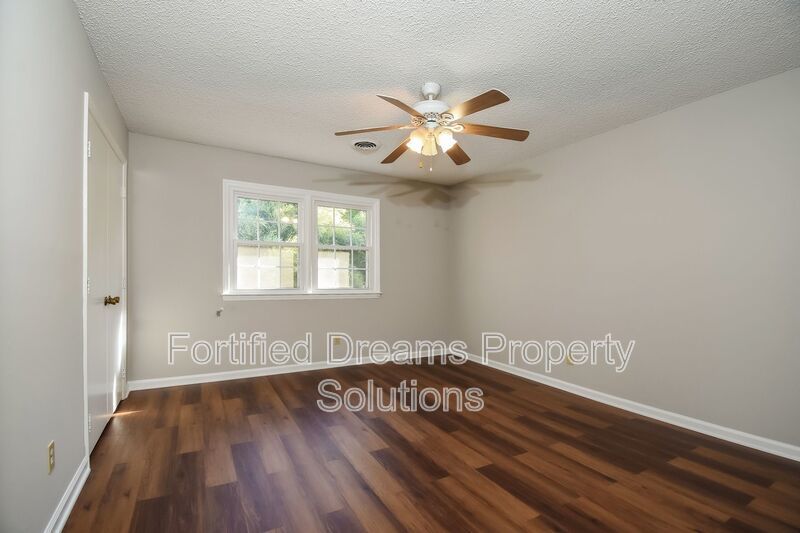 Greensboro | 2 Bedroom Townhome - No Maintenance property image