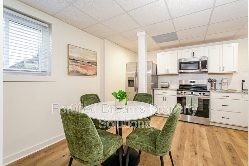 Queens Quarters at Ardmore: A Historic 6BR Estate property image