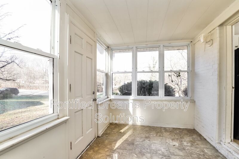 Greensboro | Cozy Cone Blvd | 3 Bed 1.5 Bath property image