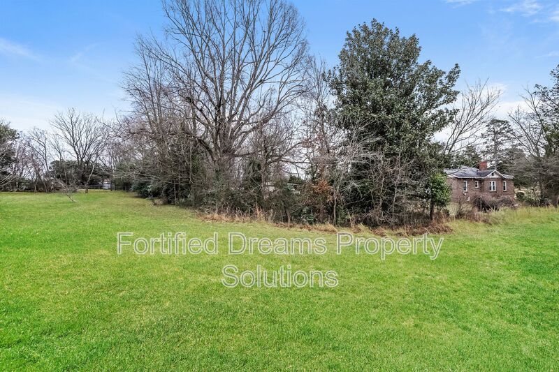 NEW CONSTRUCTION in Downtown Liberty! property image