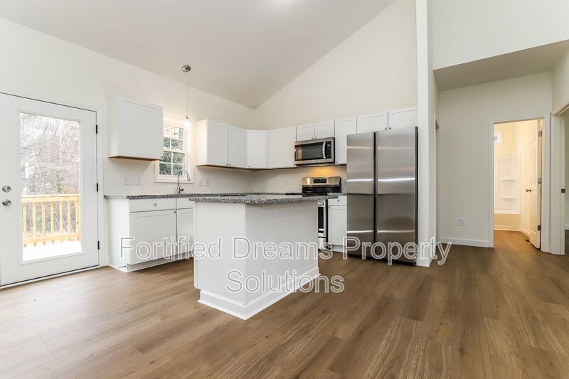 NEW CONSTRUCTION in Downtown Liberty! property image