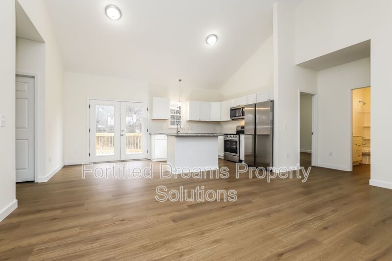 NEW CONSTRUCTION in Downtown Liberty! property image