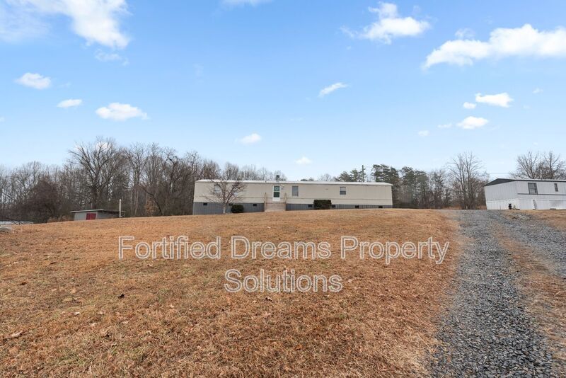 886 Frye Road property image